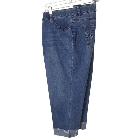 Red River Womens Plus Denim Capri 24W  Jeans Cuffed Hem Stretchy Preppy Clean - Picture 5 of 6